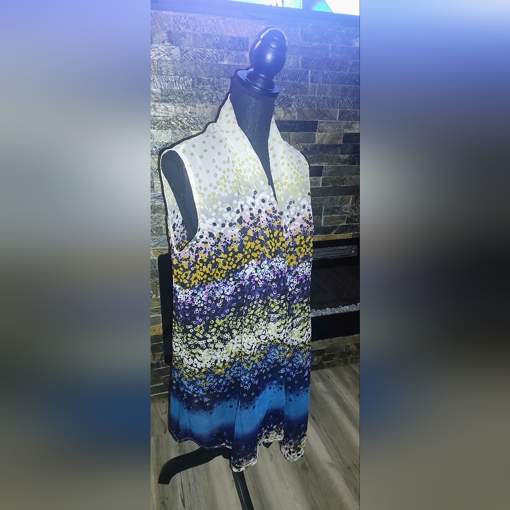Coldwatercreek Floral Sleeveless Scarf Vest with Multicolor Design One Size